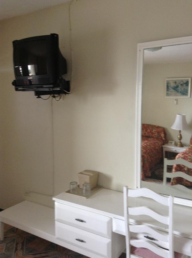 Montego Hotel Montego Bay Bilik gambar